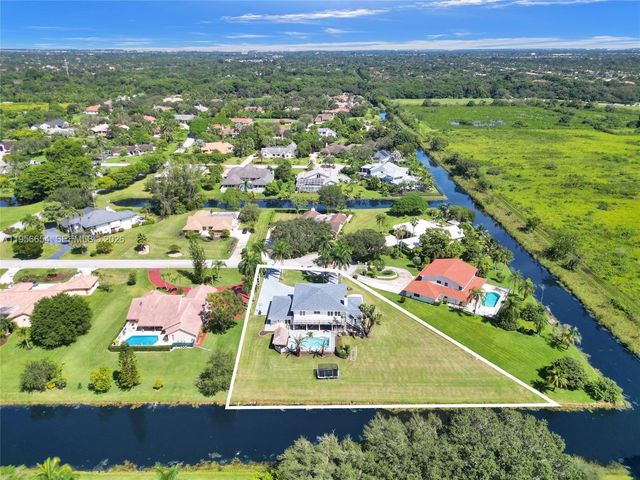 11824 SW 43rd Court, Davie, FL 33330