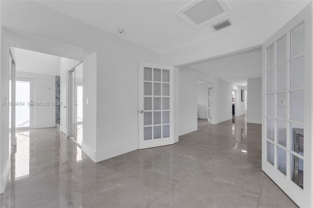 11824 SW 43rd Court, Davie, FL 33330