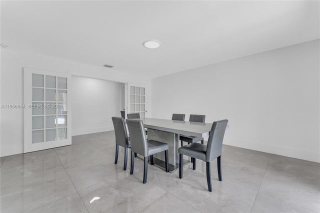 11824 SW 43rd Court, Davie, FL 33330