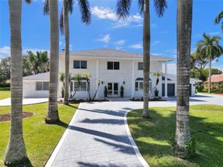 11824 SW 43rd Court, Davie, FL 33330