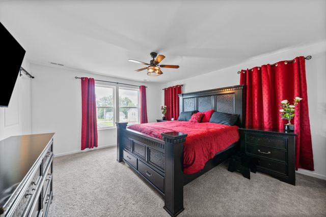 707 Chestnut Bend, Dickson, TN 37055