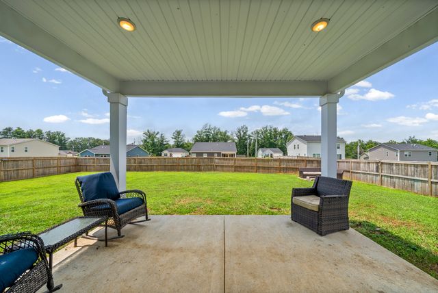 707 Chestnut Bend, Dickson, TN 37055