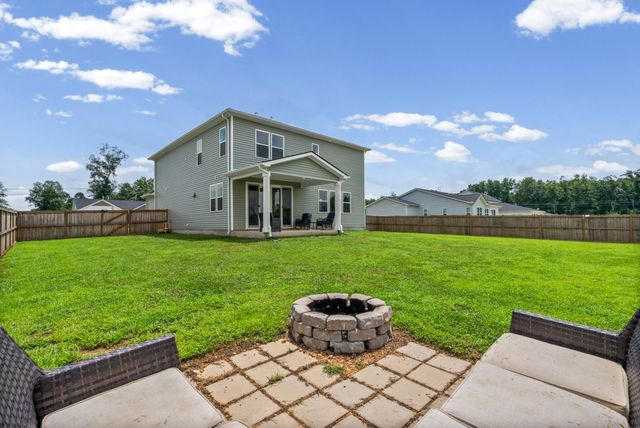 707 Chestnut Bend, Dickson, TN 37055