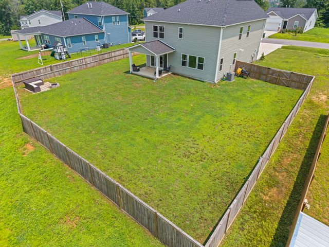 707 Chestnut Bend, Dickson, TN 37055
