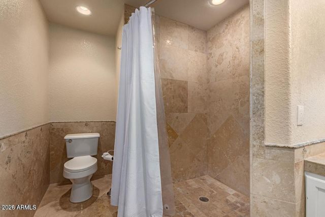 15221 N CLUBGATE Drive 1121, Scottsdale, AZ 85254