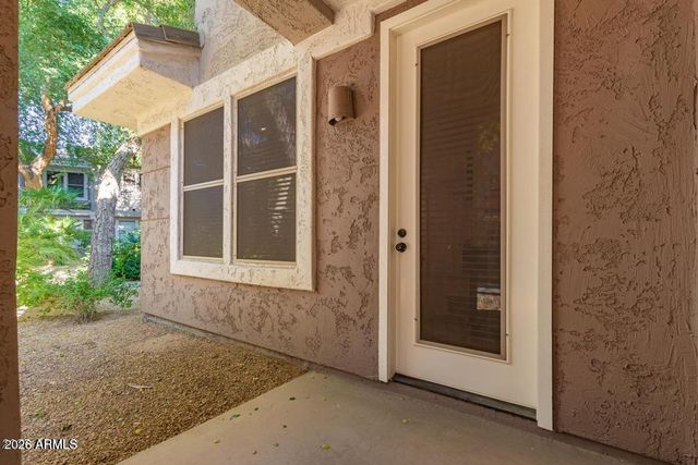 15221 N CLUBGATE Drive 1121, Scottsdale, AZ 85254