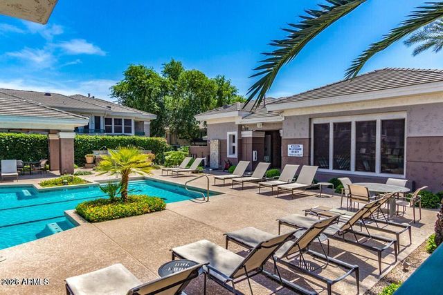 15221 N CLUBGATE Drive 1121, Scottsdale, AZ 85254