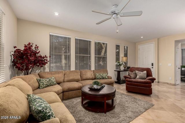 15221 N CLUBGATE Drive 1121, Scottsdale, AZ 85254