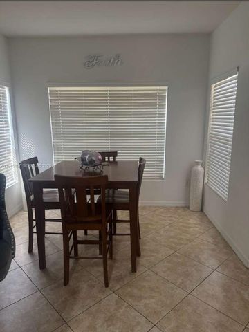 501 Talia Circle, Palm Springs, FL 33461