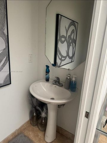 501 Talia Circle, Palm Springs, FL 33461