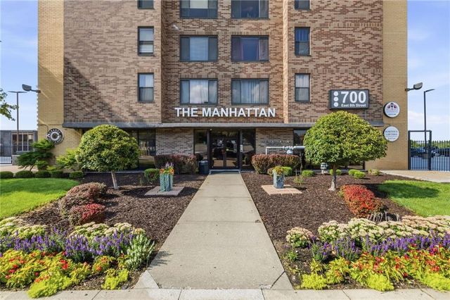 700 E 8th Street 5B, Kansas City, MO 64106