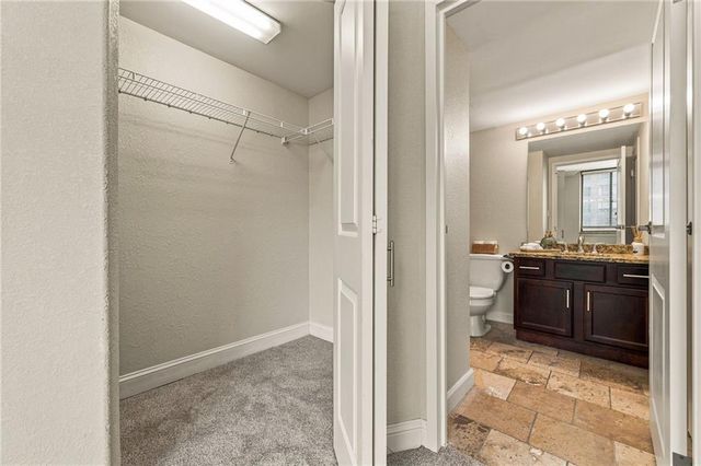 700 E 8th Street 5B, Kansas City, MO 64106