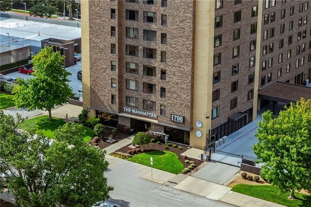 700 E 8th Street 5B, Kansas City, MO 64106