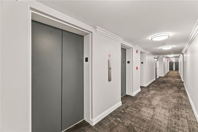 700 E 8th Street 5B, Kansas City, MO 64106