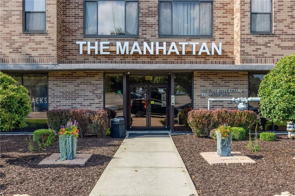 700 E 8th Street 5B, Kansas City, MO 64106