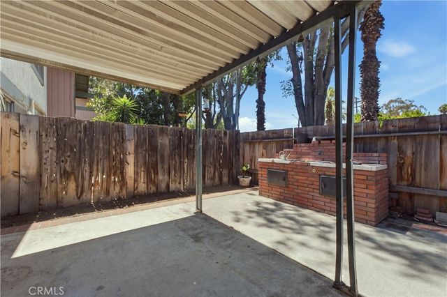 4871 Jackson Street C, Riverside, CA 92503