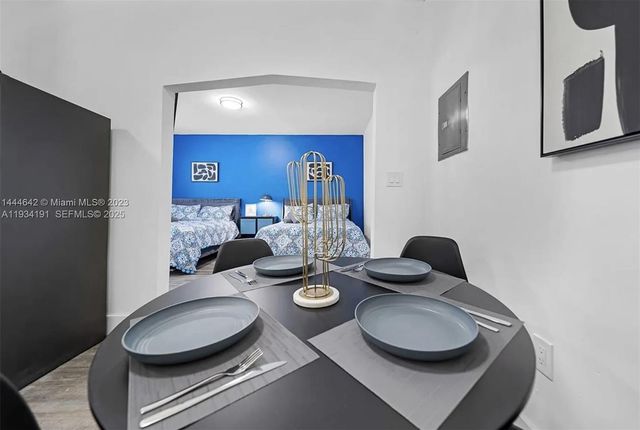 1029 SW 5th St 13, Miami, FL 33130