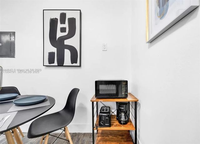 1029 SW 5th St 13, Miami, FL 33130