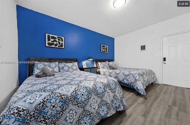 1029 SW 5th St 13, Miami, FL 33130