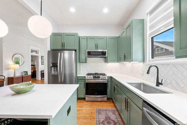 501 W Mulberry, San Antonio, TX 78212