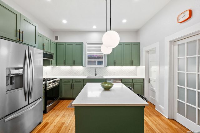 501 W Mulberry, San Antonio, TX 78212