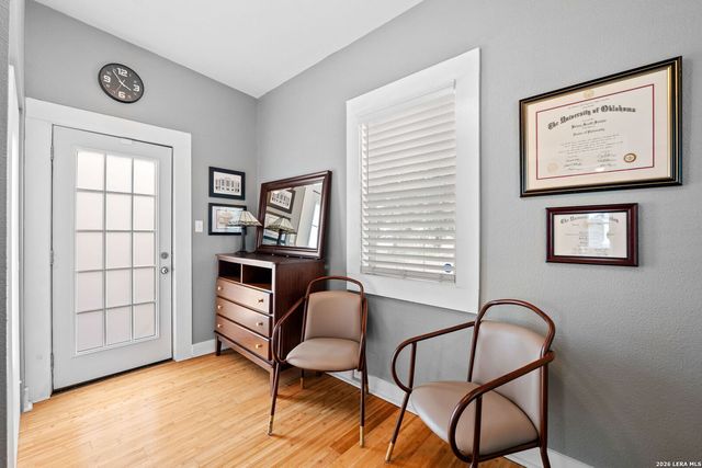 501 W Mulberry, San Antonio, TX 78212