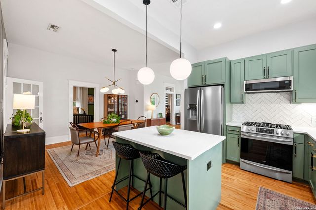 501 W Mulberry, San Antonio, TX 78212