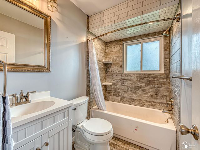 15486 Poplar Street, Southgate, MI 48195
