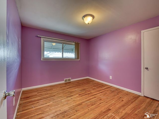 15486 Poplar Street, Southgate, MI 48195