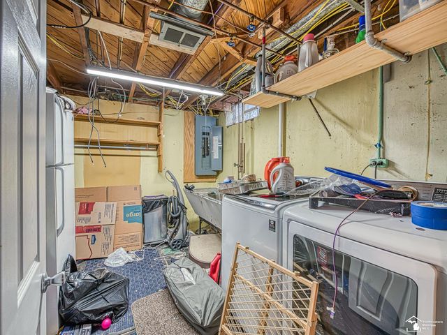 15486 Poplar Street, Southgate, MI 48195