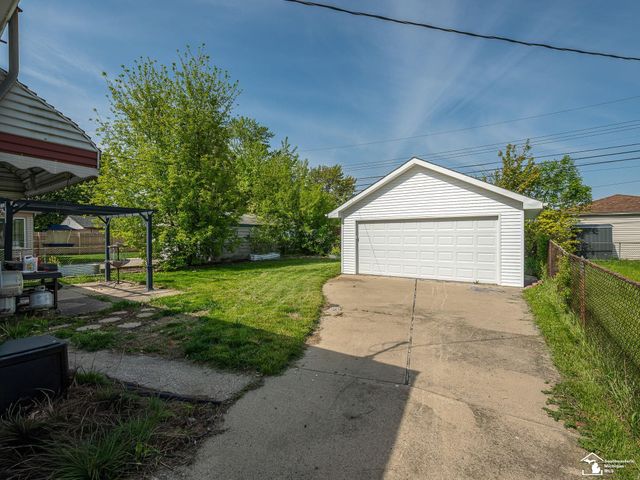 15486 Poplar Street, Southgate, MI 48195