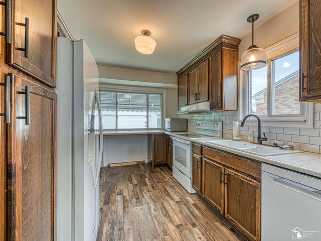 15486 Poplar Street, Southgate, MI 48195