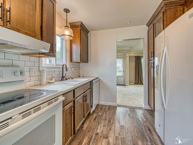 15486 Poplar Street, Southgate, MI 48195