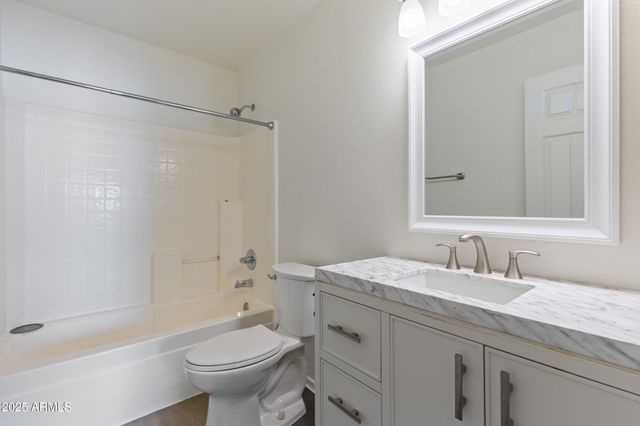 3650 E CONSTITUTION Drive, Gilbert, AZ 85296