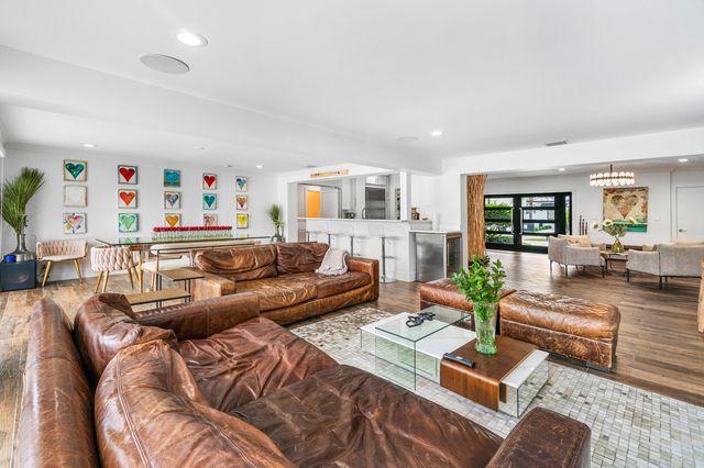 711 NE 69th Street, Boca Raton, FL 33487