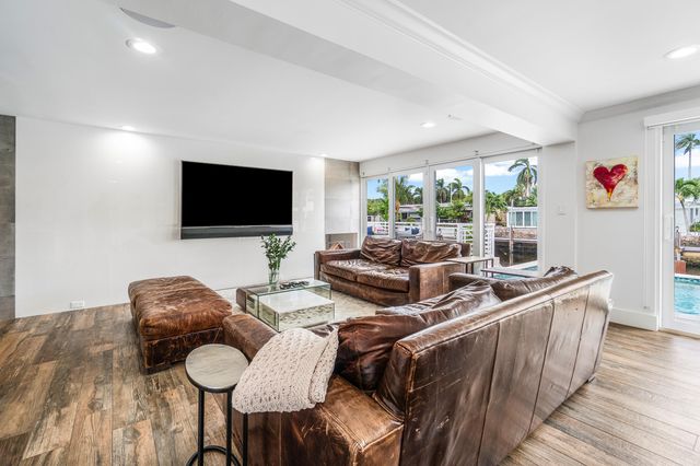 711 NE 69th Street, Boca Raton, FL 33487