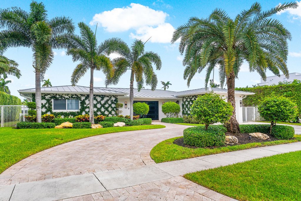 711 NE 69th Street, Boca Raton, FL 33487