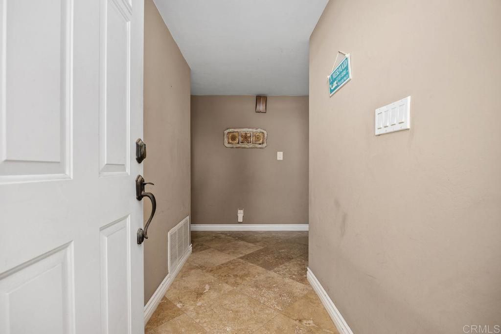 1265 Knowles Avenue, Carlsbad, CA 92008 — photo 5