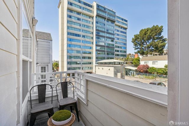 1148 Eddy Street D, San Francisco, CA 94109