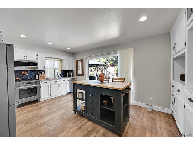 7887 S Trenton St, Centennial, CO 80112