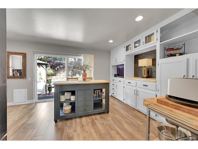 7887 S Trenton St, Centennial, CO 80112