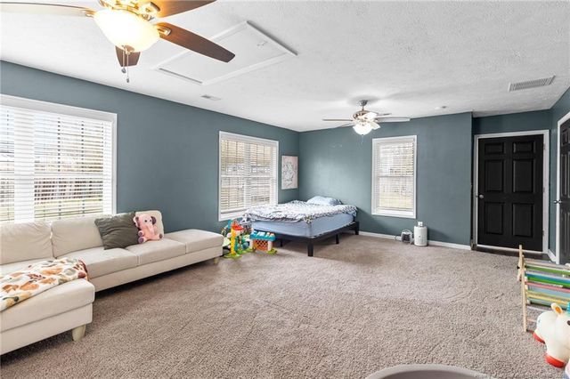 376 Woodberry Circle, Raeford, NC 28376