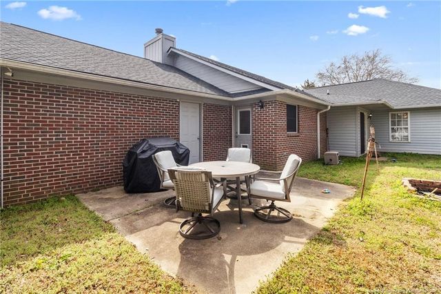 376 Woodberry Circle, Raeford, NC 28376