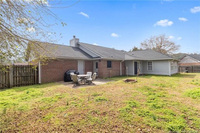 376 Woodberry Circle, Raeford, NC 28376