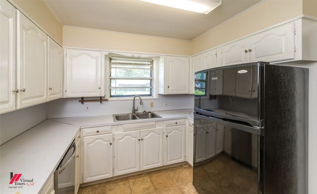 1105 E Washington Street, Shreveport, LA 71104