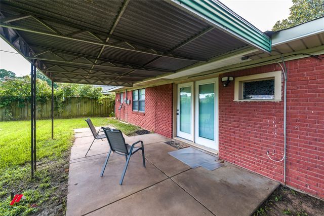 1105 E Washington Street, Shreveport, LA 71104