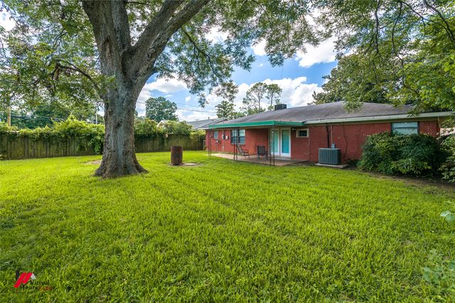 1105 E Washington Street, Shreveport, LA 71104