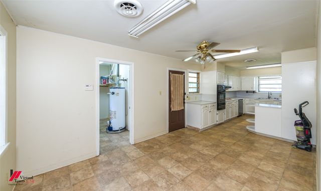 1105 E Washington Street, Shreveport, LA 71104