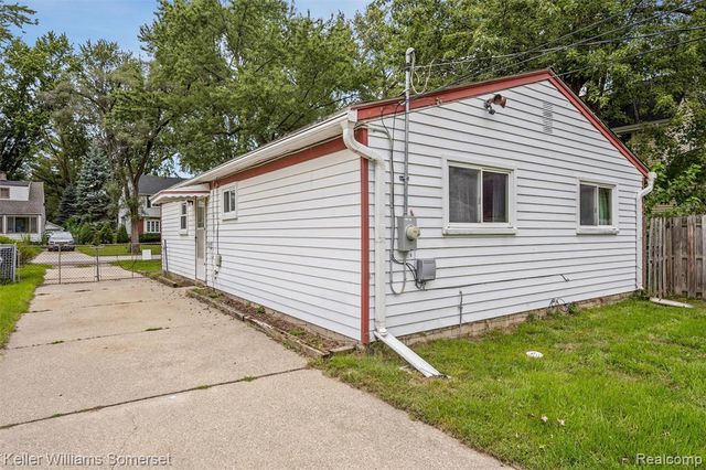 14952 Aubrey, Redford, MI 48239