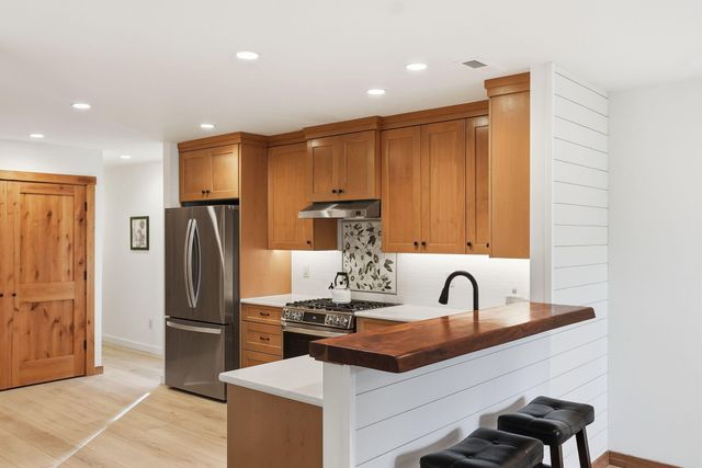 337 W Jefferson Avenue 1, Sisters, OR 97759